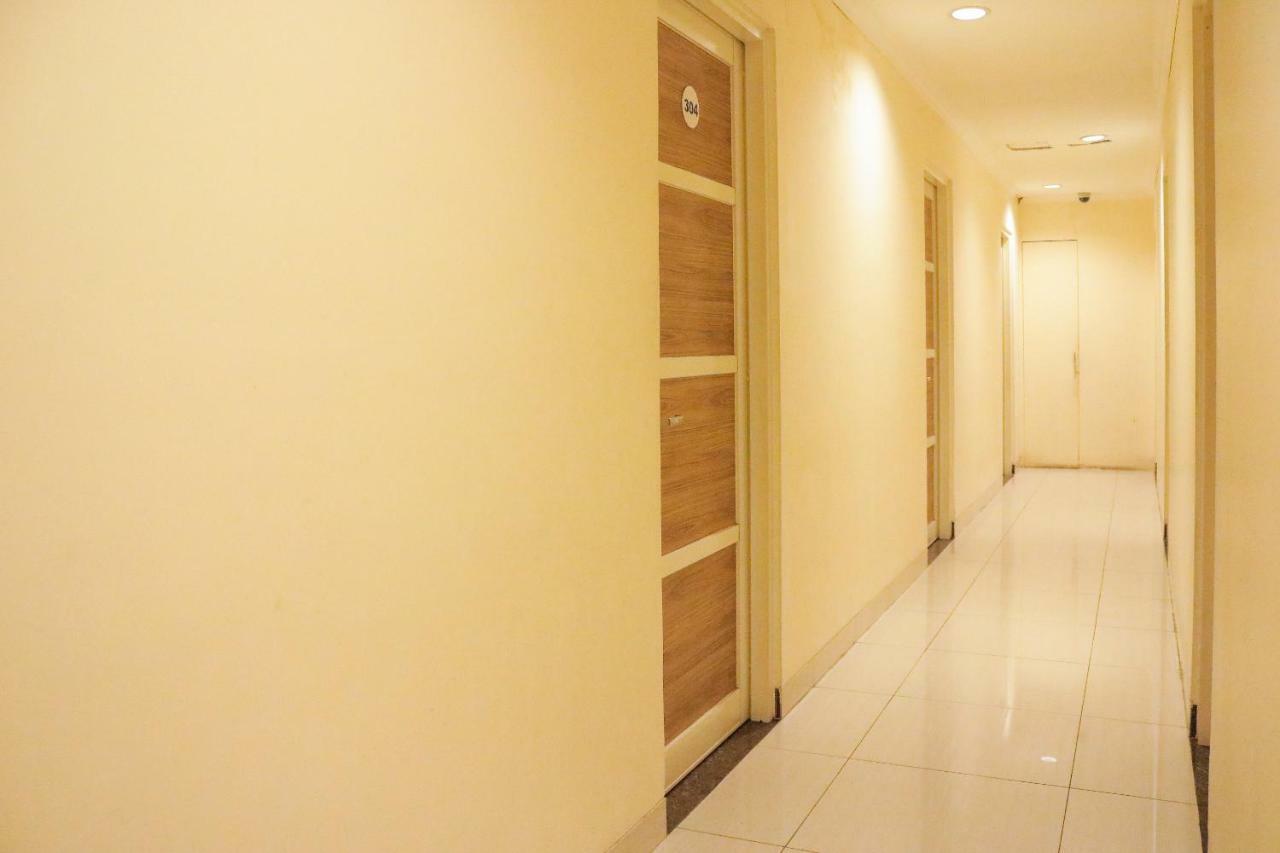 Oyo 984 Maleo Guest House Ambon Exterior foto